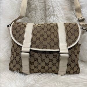Gucci Beige and Cream Shoulder Bag Bag